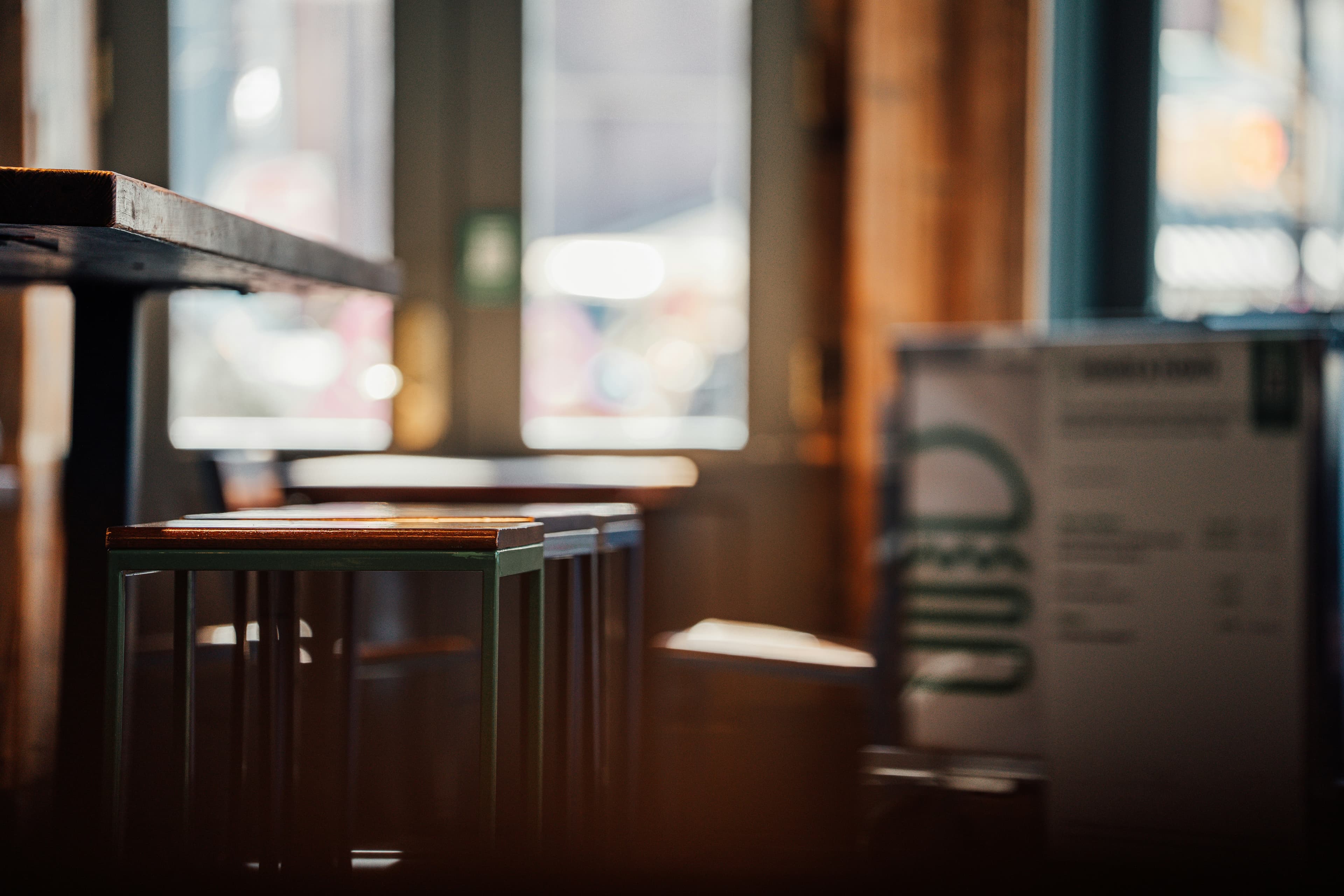 Franchise SOP Consistency: Standardize Training Across Locations Without a Heavy LMS